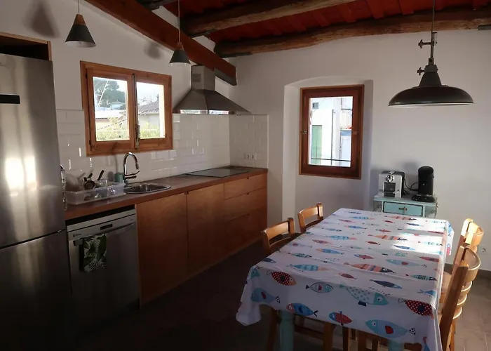Apartamento Cerca De Tren, Playa Y Barcelona